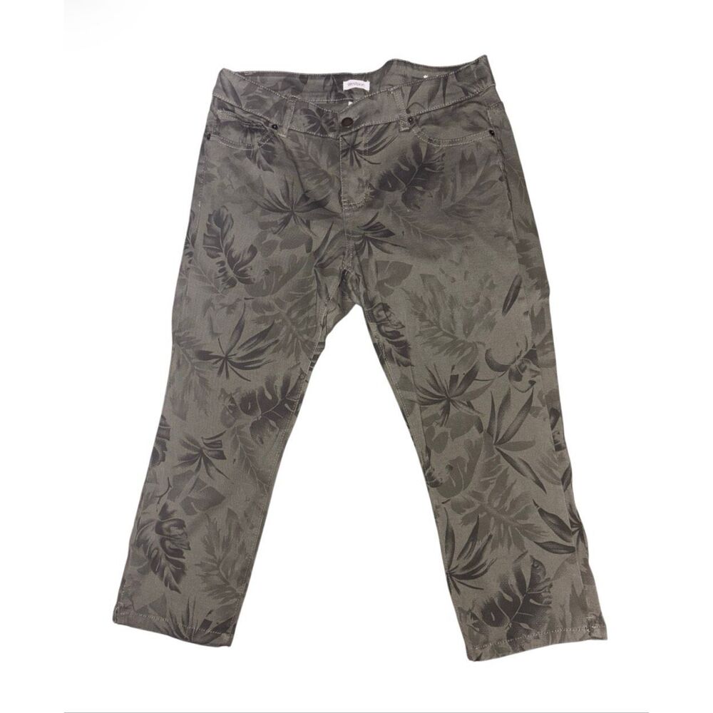 Westport Petite Tropical Capri Pants